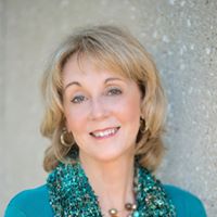 Author Photograph - Candace Calvert